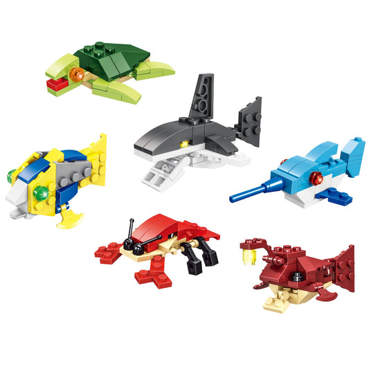 Brick sea animal in 63x70mm capsule