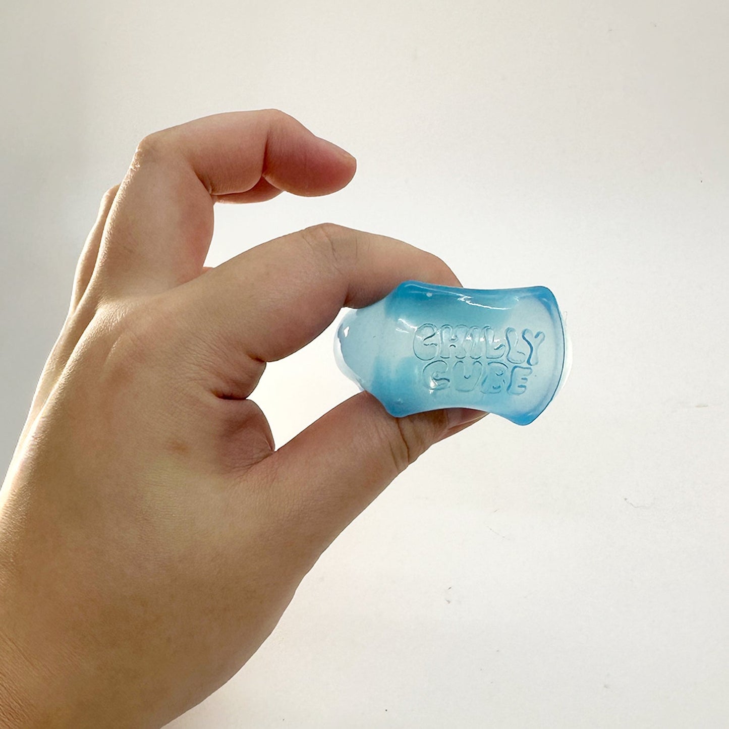 Mini Chilly Cube Gummy Countertop Capsule Display(5cm L40)