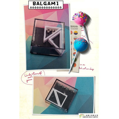 Puzzle Balance Game in 65mm capsule