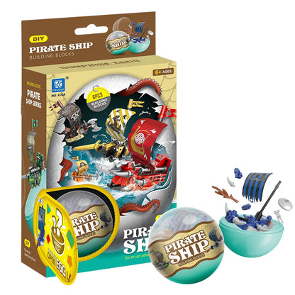 Brick Pirate Ship 6pc capsule box(65mm)