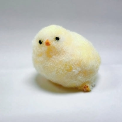 Fluffy Chick Squishimal w/display