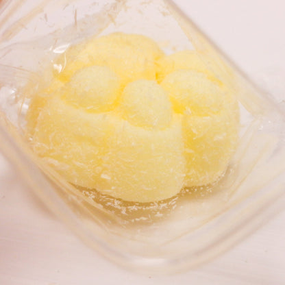 Milky SoftPaw Squish w/display