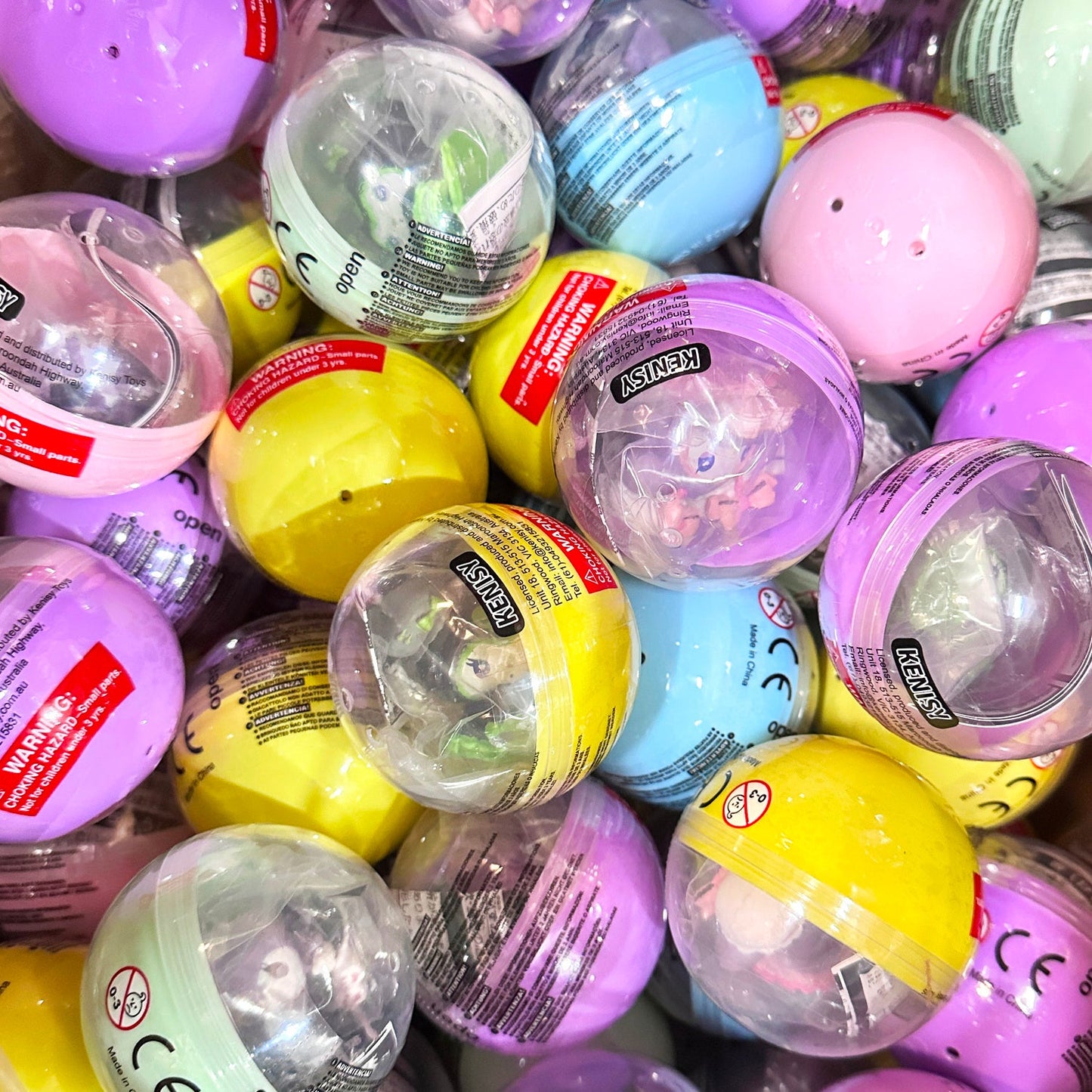 Sanrio Team Figure in 65mm capsule