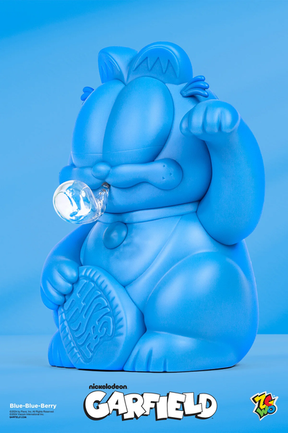 Garfield Loves Fruits // Blue-Blue-Berry